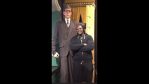 Shaquille O'Neal is short compared to the Giants