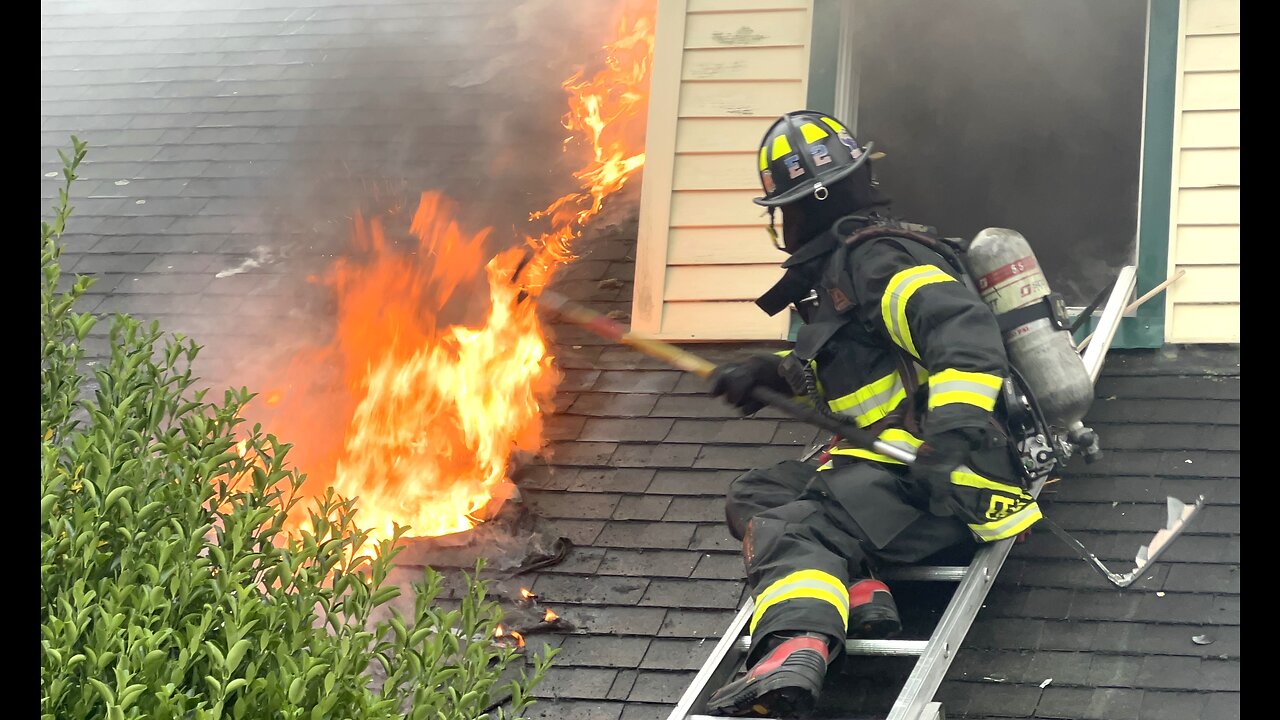 Lynbrook Fire Department, 6/12/2023, Mutual House Fire in Vallley Stream NY.