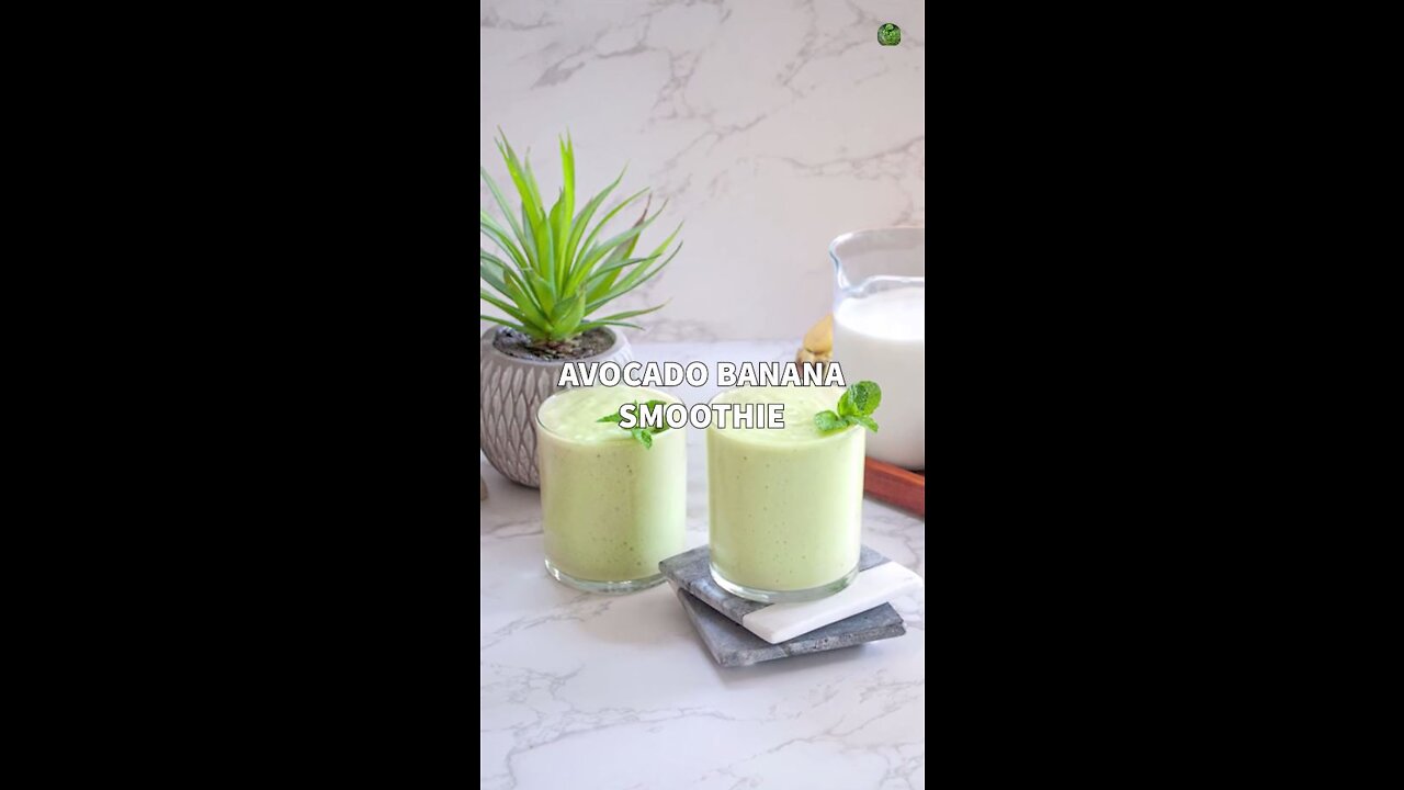 Keto Diet Recipe - Avacado Banana Smoothie