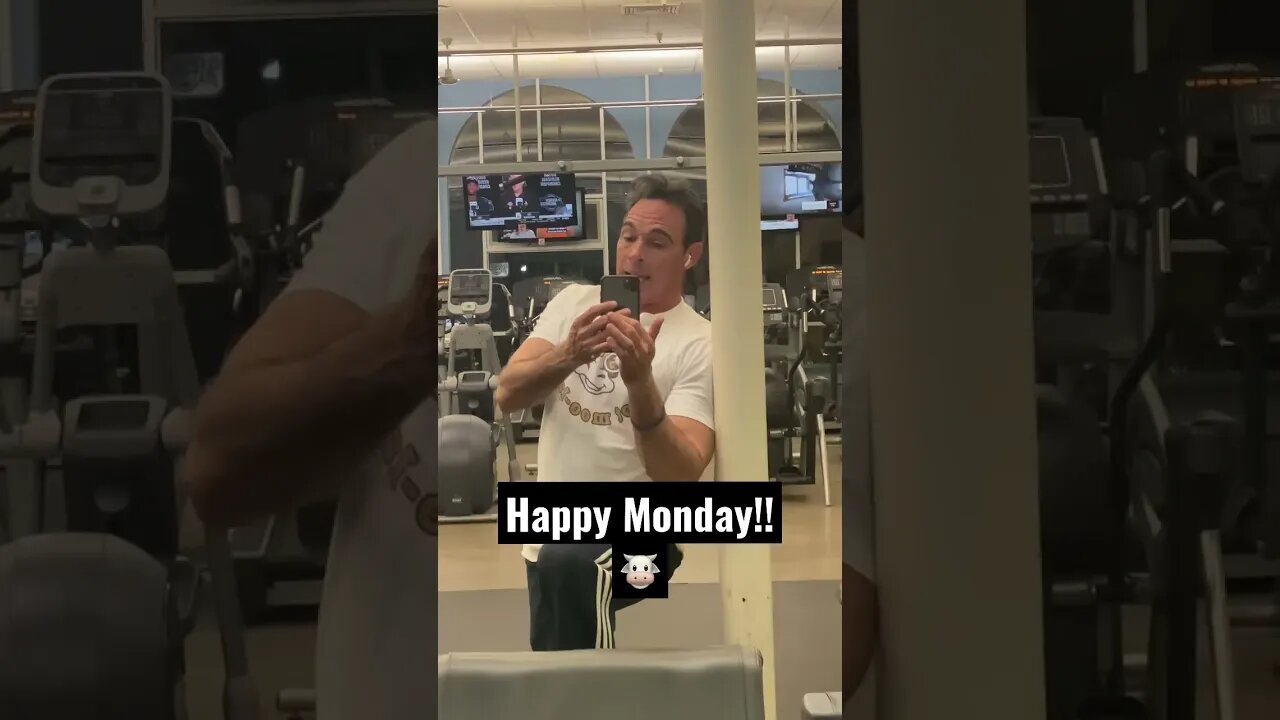 Happy Monday my #CashCow fam!!✌🏻 #shorts