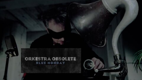 Orkestra Obsolete play Blue Monday using 1930s instruments