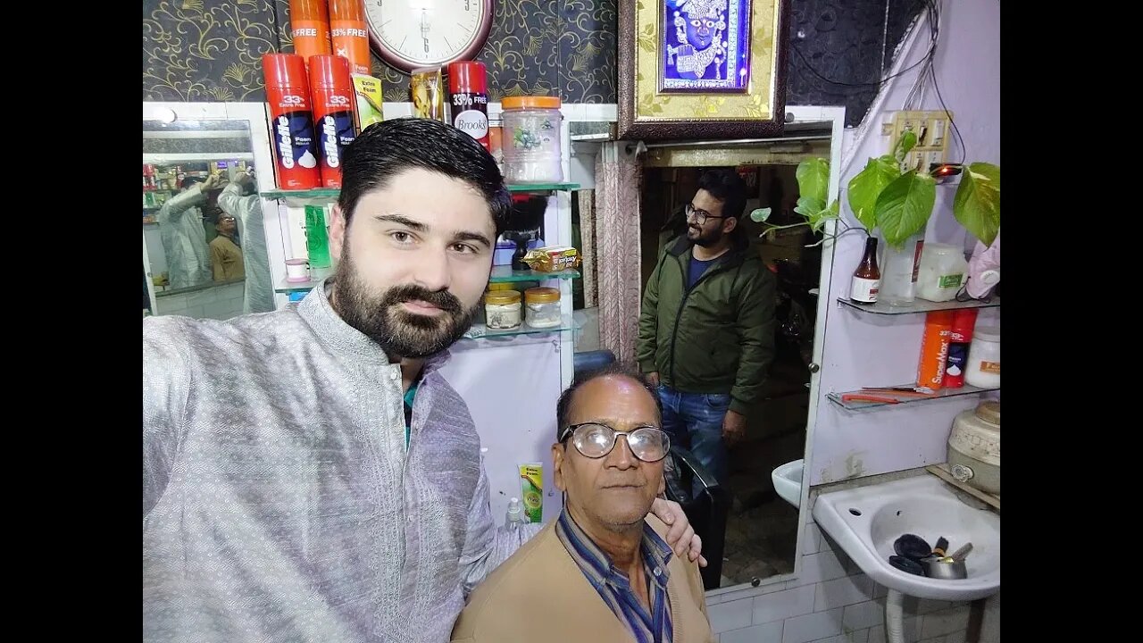 Mathura Barber Shop (India) Holy Cut #asmr #mathura #uttarpradesh #india #krishna