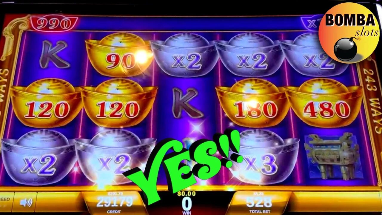 I Always Hunt For Glorious Fortunes!! #LasVegs #Casino #SlotMachines