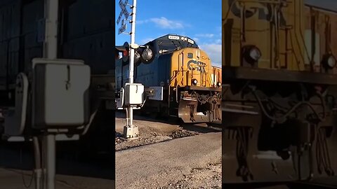 Up Close CSX Intermodal West Bound Fostoria Ohio Train Horn #train #railfan #trainhorn #asmr
