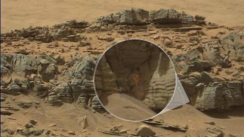 A man goes to Mars and picks up scary things