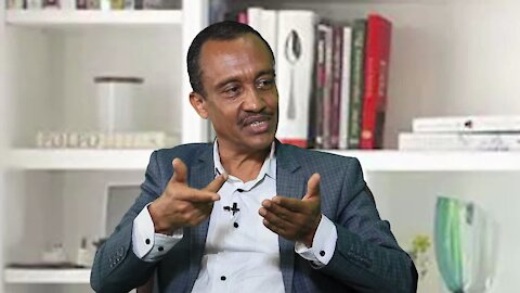 ጦርነቱ የጋረዳቸውን መሰረታዊ ችግሮች ለመጠየቅ መጀመሪያ ተኩስ አቁም ስምምነቱ መፈጸም አለበት - ሰለሞን ሹምዬ