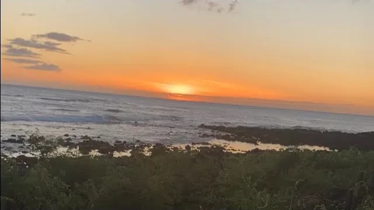 POʻIPŪ SUNSET PARTIES ON THE SOUTH SHORES OF KAUA’I