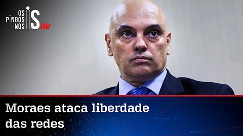 Moraes diz que internet deu voz aos imbecis e toma resposta de Bolsonaro