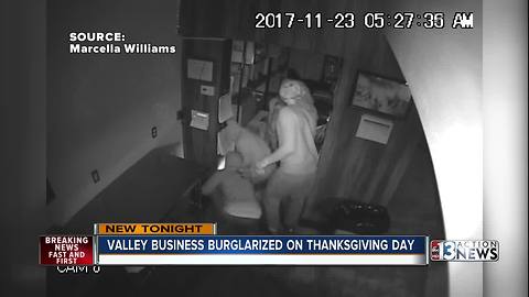 Caught on Camera: Burglars break into juice bar on Thanksgiving