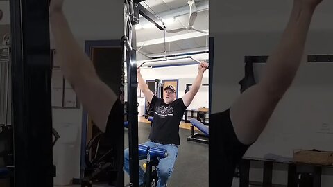 Lat pull-down, Crazy 🤪 old man
