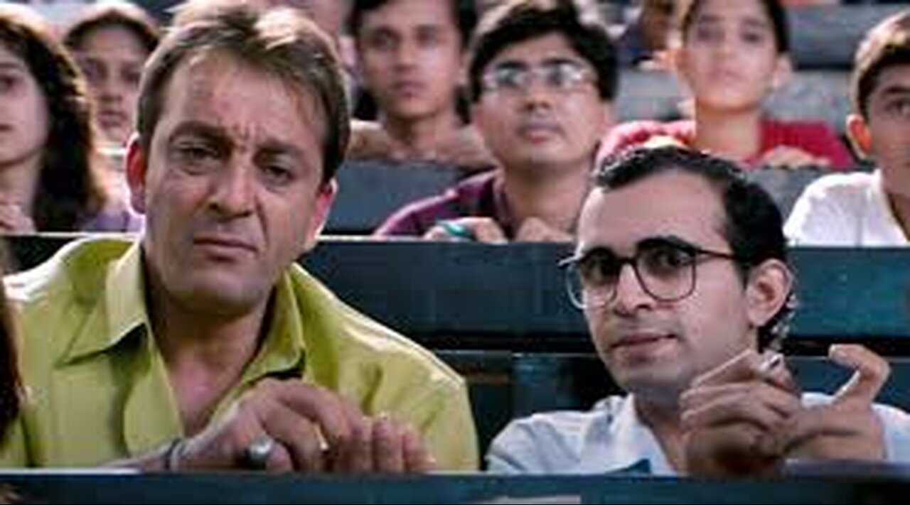 Munna Bhai and Circuit From Munna Bhai MBBS Comedy Scenes