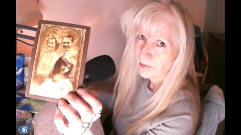 Daily Random Channeled Message - Help From The Family