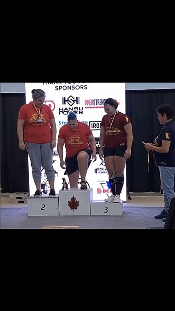 Male Lifter Crushes Female Rivals by 500 Lbs, You Have to See This