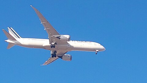 Boeing 787-9 Dreamliner F-HRBG en provenance de #Paris à #Fortaleza