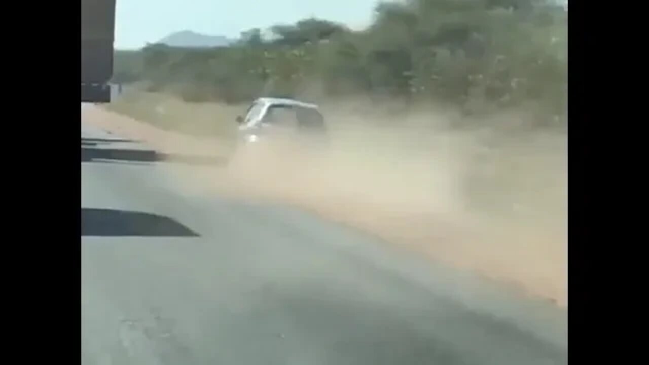 Don't do what he did 😳 #shorts #dashcams #baddrivers