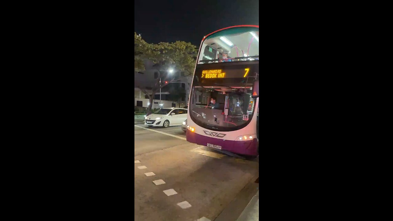 Singapore's Double Decker Bus - Bugis Junction