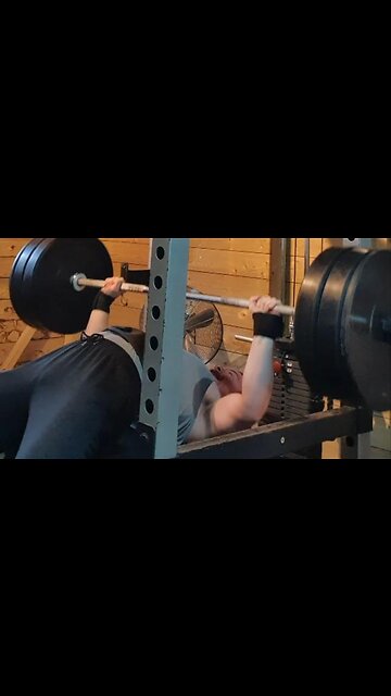 Easy Peasy 110 Kgs Bench Press Heavy Single. Deloading.