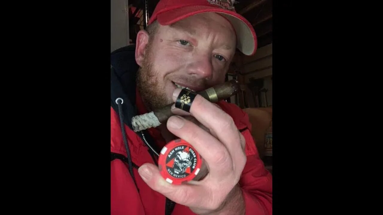 Episode 140 - Rodriguez (Familia) Review (cigarclub.com Exclusive)