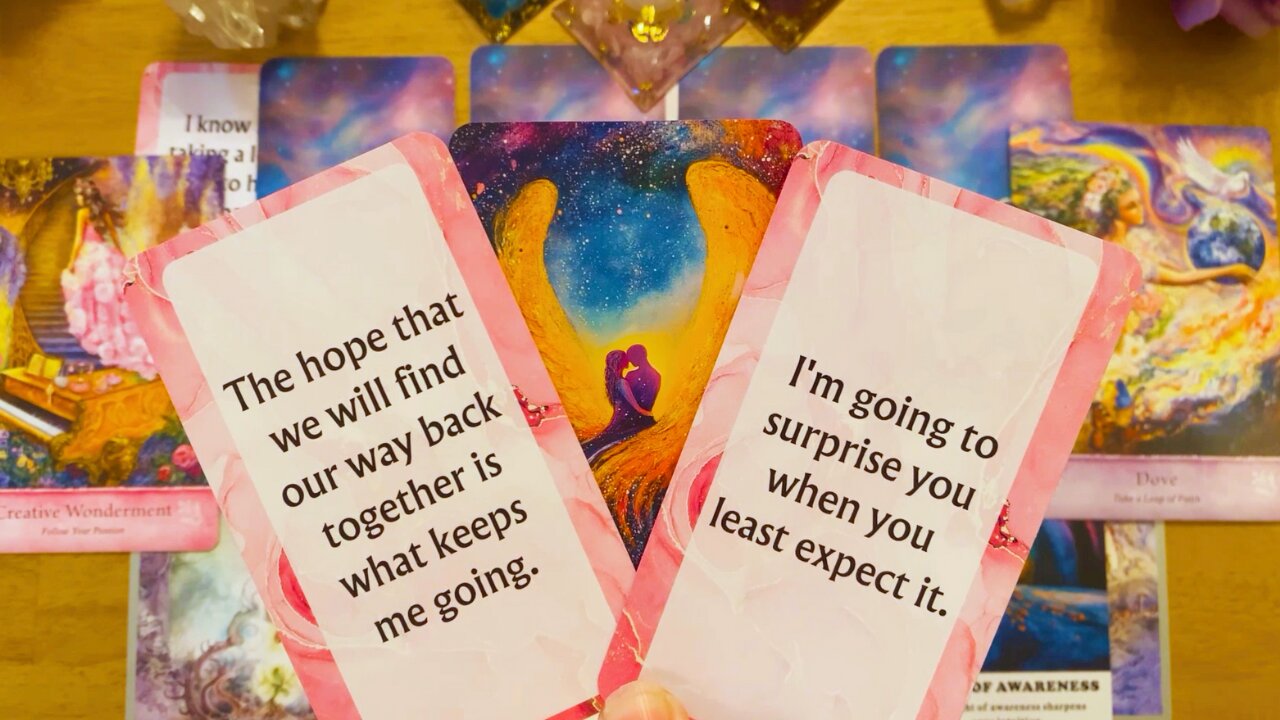 SOMEONE IS GETTING READY TO TURN INTENTIONS INTO ACTIONS 💞 COLLECTIVE LOVE READING 💞