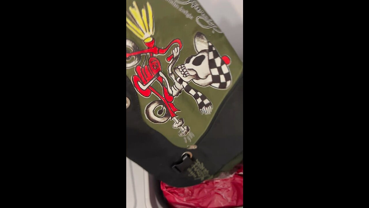 Ed Hardy is still popular? 🤑