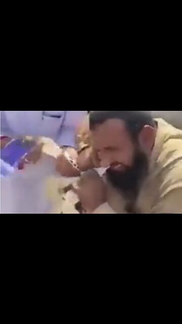 Pakistani Protesters Are So Pissed, They Are Biting Israeli Flags Like Rabid Dogs