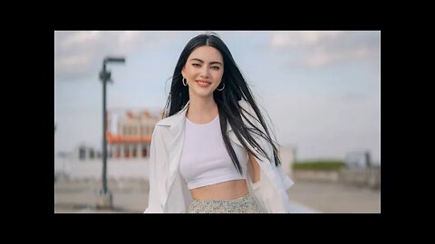 Beautiful Davika Hoorne in hot summer look💙