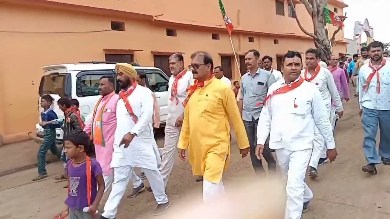 सुवासरा में बीजेपी पार्टी द्वारा मत लेने हेतु निकाला गया जुलुस Voting by BJP Party in Suwasra