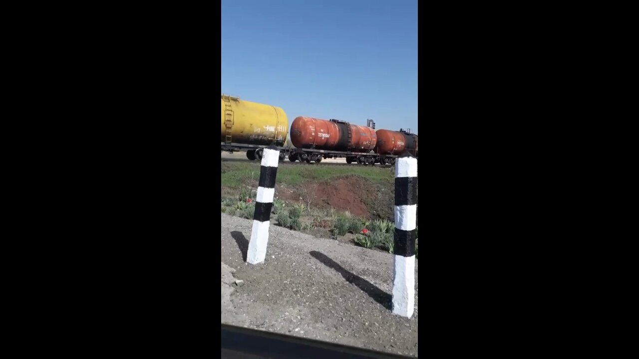 Fuel on its way to ukraine, allegedly filmed in Moldova