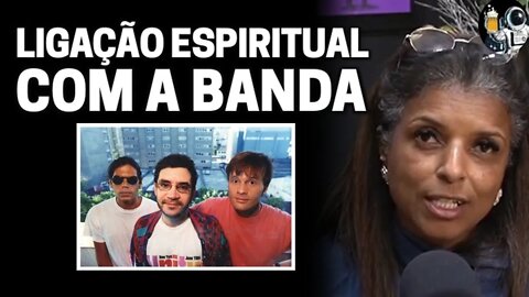 LEGIÃO URBANA E BARÃO VERMELHO com Vandinha Lopes | Planeta Podcast (Sobrenatural)