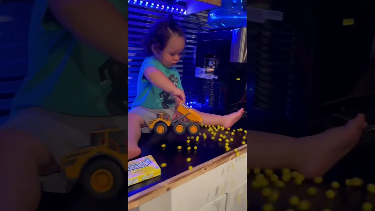 #shorts #tiktok #reels by #tinyandjuniortv at #activatestudio