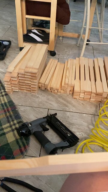 Building frames, horizontal hive, deep frames.