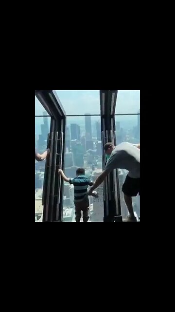 Dangerous View #dailyhackness #ytshorts #dangerousview #challenges #doityourself #viral #trending