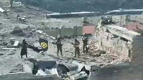 The Wagner PMC soldiers are filming videos almost in the center of Bakhmut