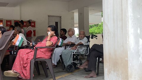 calibrating indipendente day in old age home