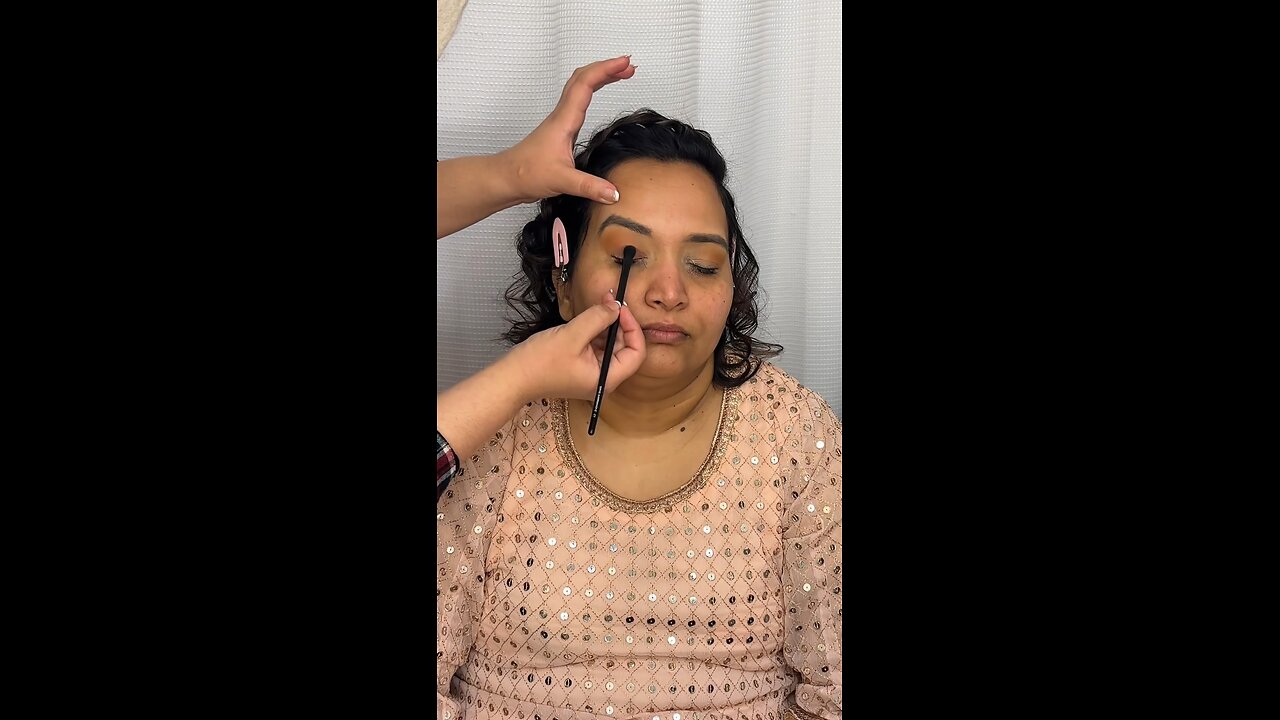 best makeup transitions #makeupartist#makeupartistinbarrie#makeup#makeuptransformation#viral
