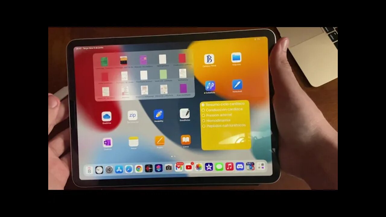 Conheça o NOVO iPadOS 15 NO DETALHE!! Mudou mt? Tem uma função INCRIVEL para estudantes!!!