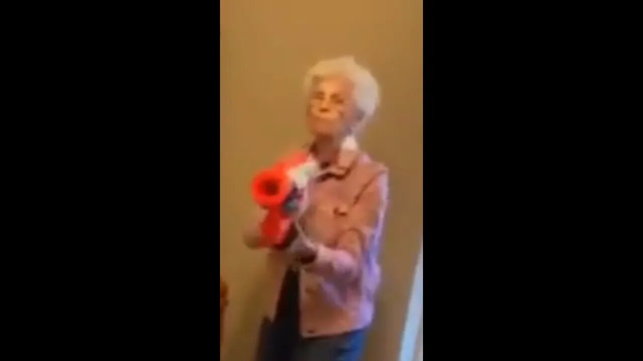 SAVAGE GRANDMA!!!