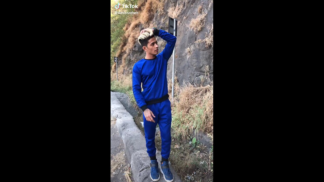 Danish Zehen TikTok video 8
