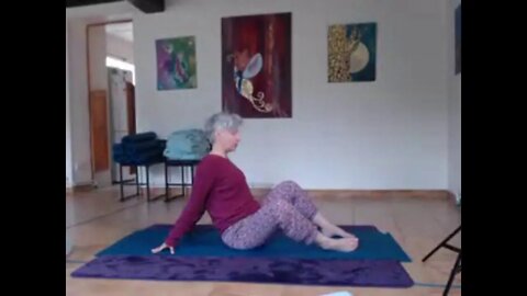 A Somatic Yoga Practice with Quiet Spaces