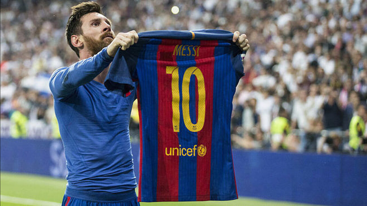 Mesmerizing Messi: Unleashing the Maestro's Jaw-Dropping Skills