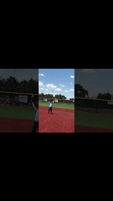 8 yr old making snow cone catch!!!! [8yr 1B]