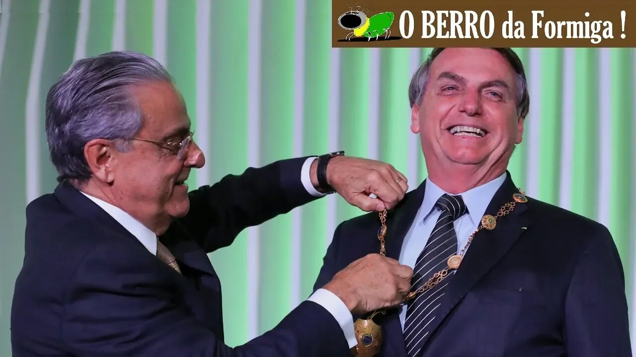 Completo-Bolsonaro homenageado na CNI recebe o Grande Colar Ordem do Mérito Industrial