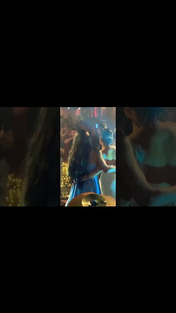 A alegria no olhar #shorts #festadecasamento #casamento #noiva #bouquet #madrinhasdecasamento #fy