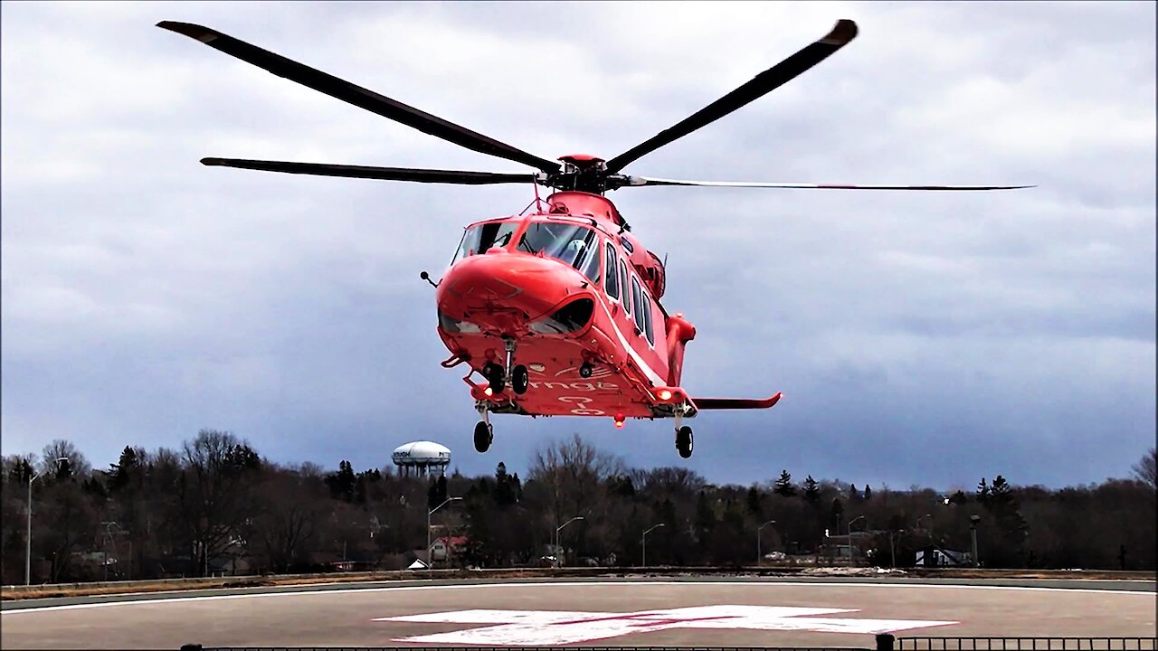 Camera creates bizarre slow motion effect of air ambulance rotors