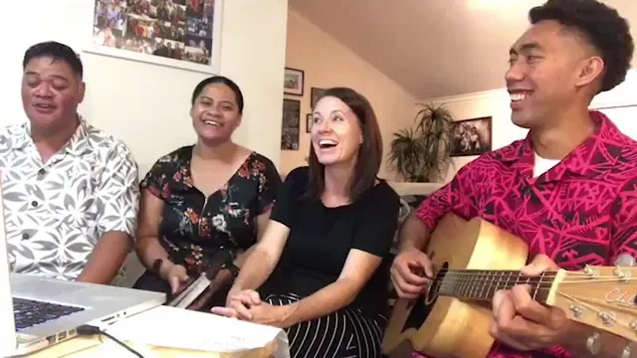 Sabbath Singalong #44 | Jeremy Ropati, Juliet Ah Kuoi, Sandra Entermann & Ozbane Mene