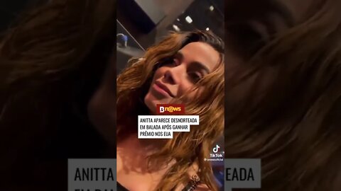 ANITTA POSSUIDA?