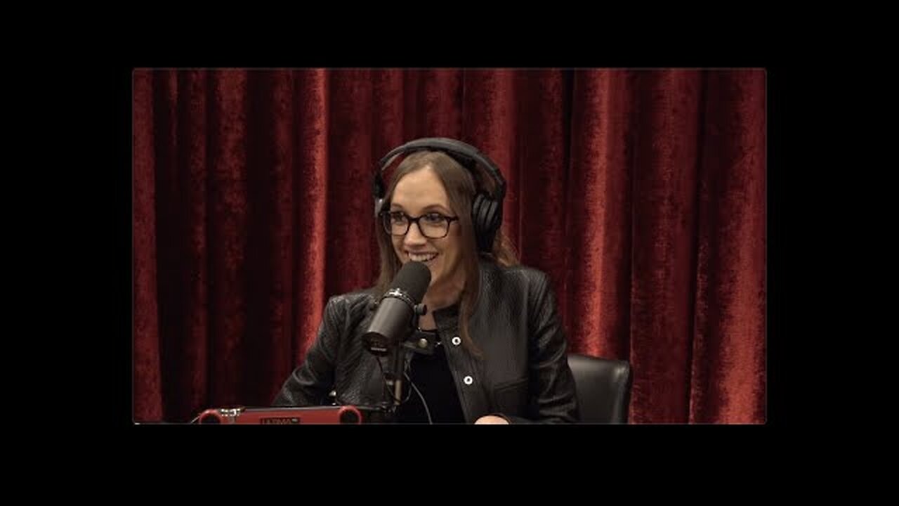 Joe Rogan Experience #2200 - Kat Timpf