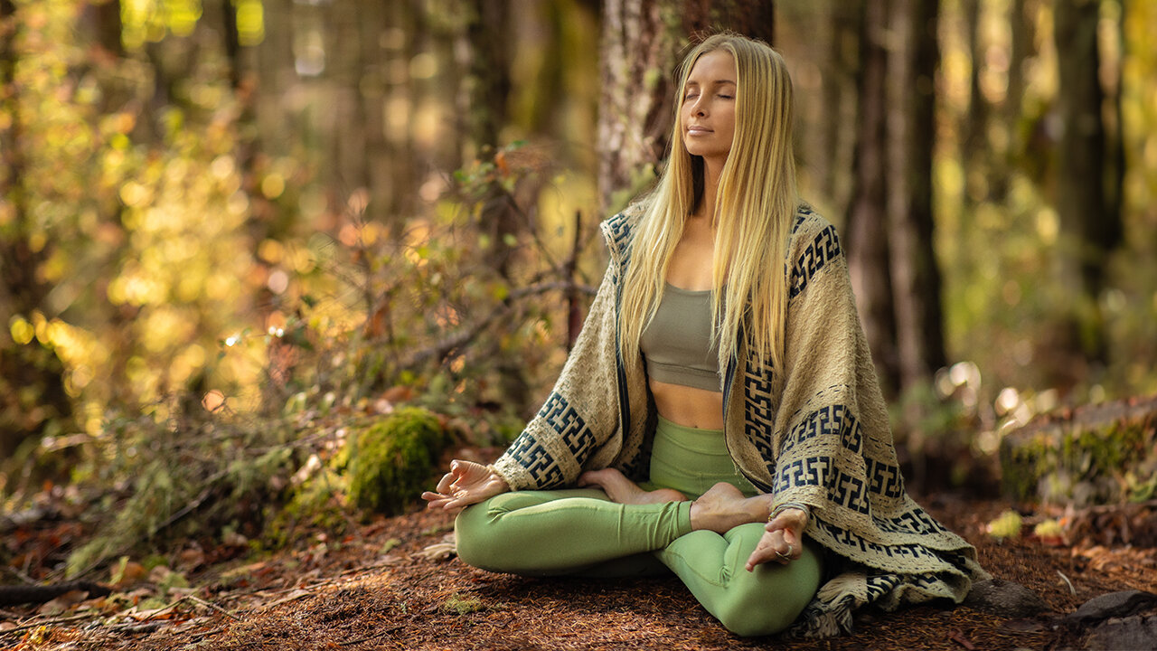 10 Min Meditation For Times Of Uncertainty & Difficulty ➤ Cultivate Powerful Inner-Light & Peace 🧡