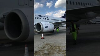 One Of The Last LOT Polish Airlines Classic Boeing 737-400
