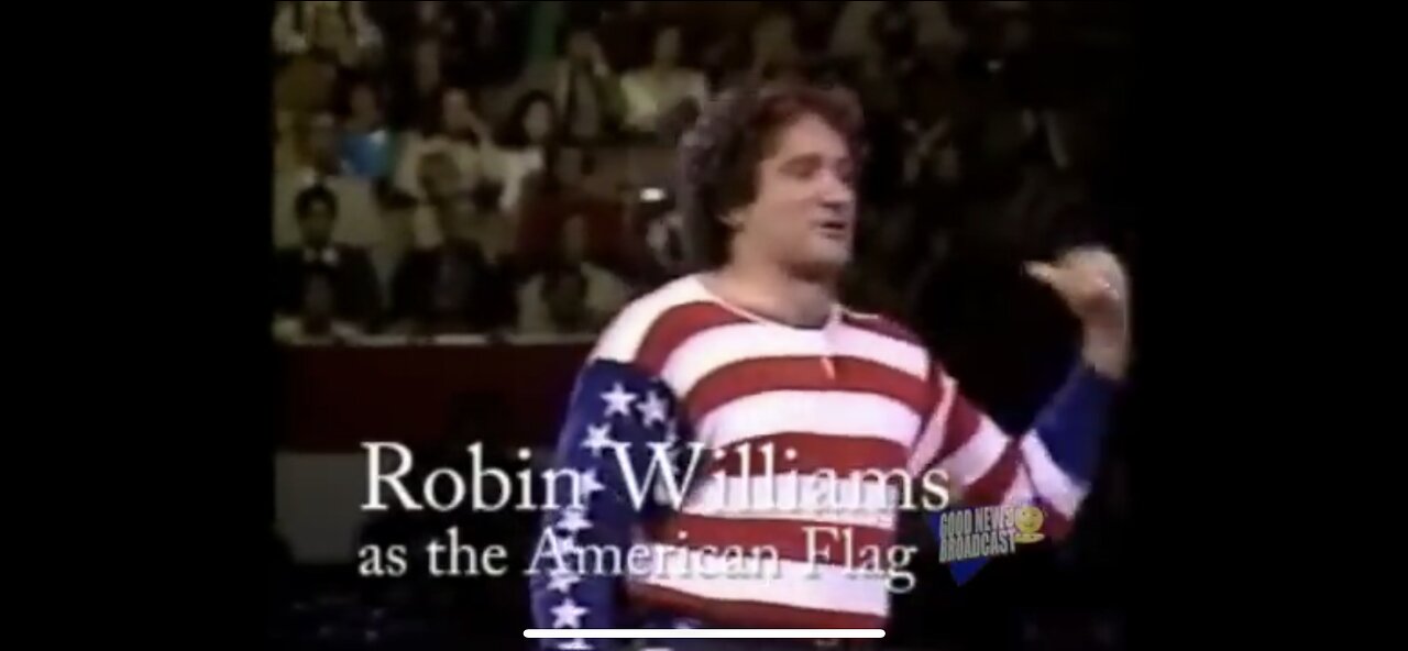 The Unforgettable ( yet still alive ) Robin Williams as The American Flag !!!